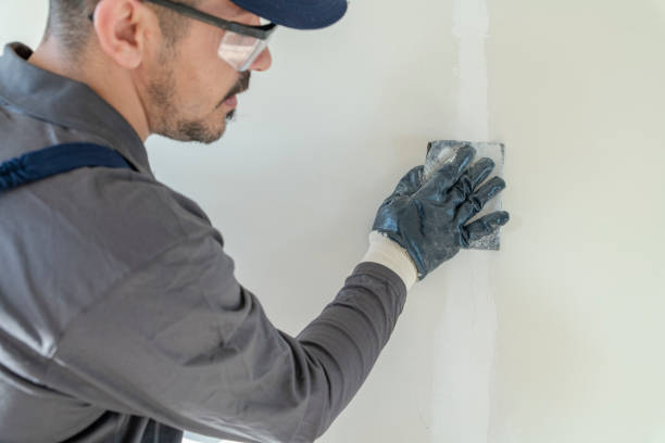 Best Trim and Molding Painting  in Stuart, FL